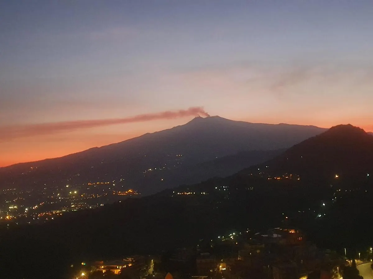 Willa Sciala' Taormina 0*,  Włochy