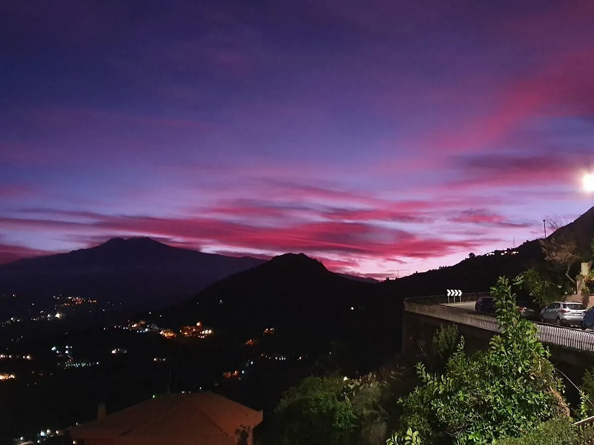 Dom wakacyjny Willa Sciala' Taormina